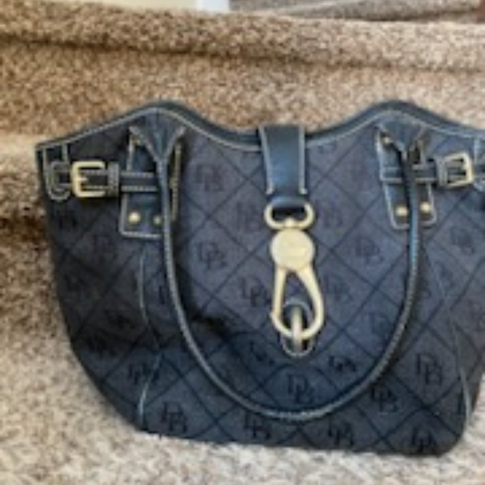 Dooney & Bourke Logo Lock Tulip Hobo Satchel Shoulder Bag with wristlet